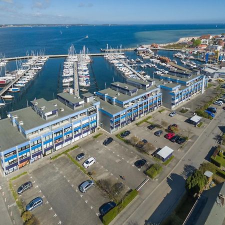 Appartamento Boern Brn Ankerplatz Laboe Esterno foto